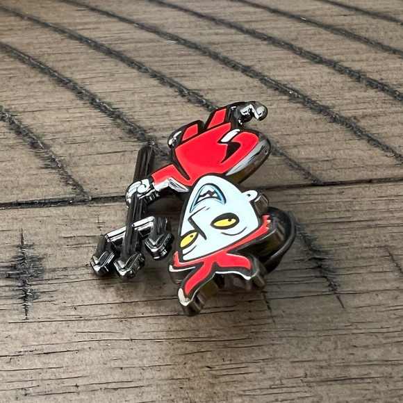 Disney Nightmare Before Christmas Lock Enamel Pin - Picture 3 of 6